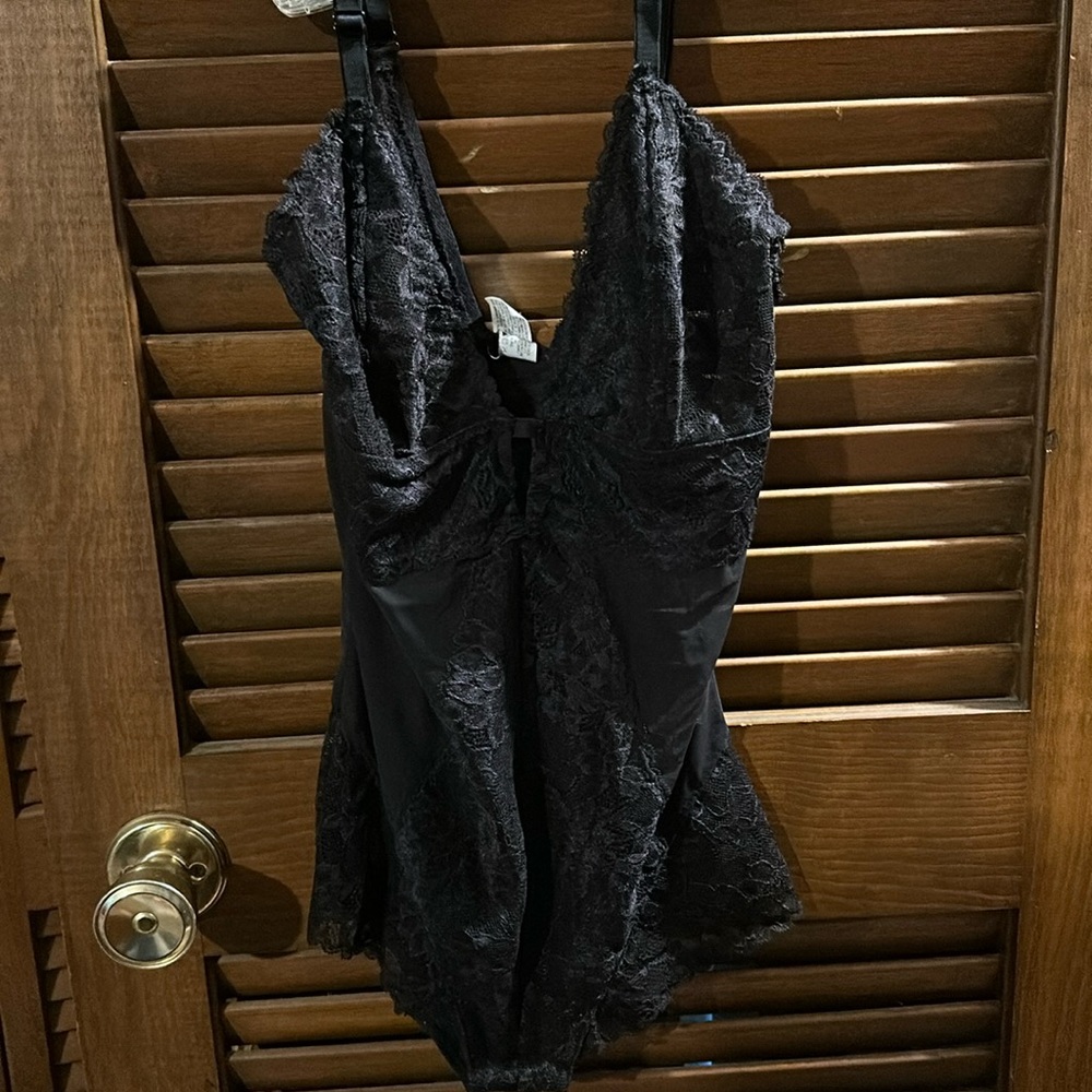 black body suit shape wear 🖤